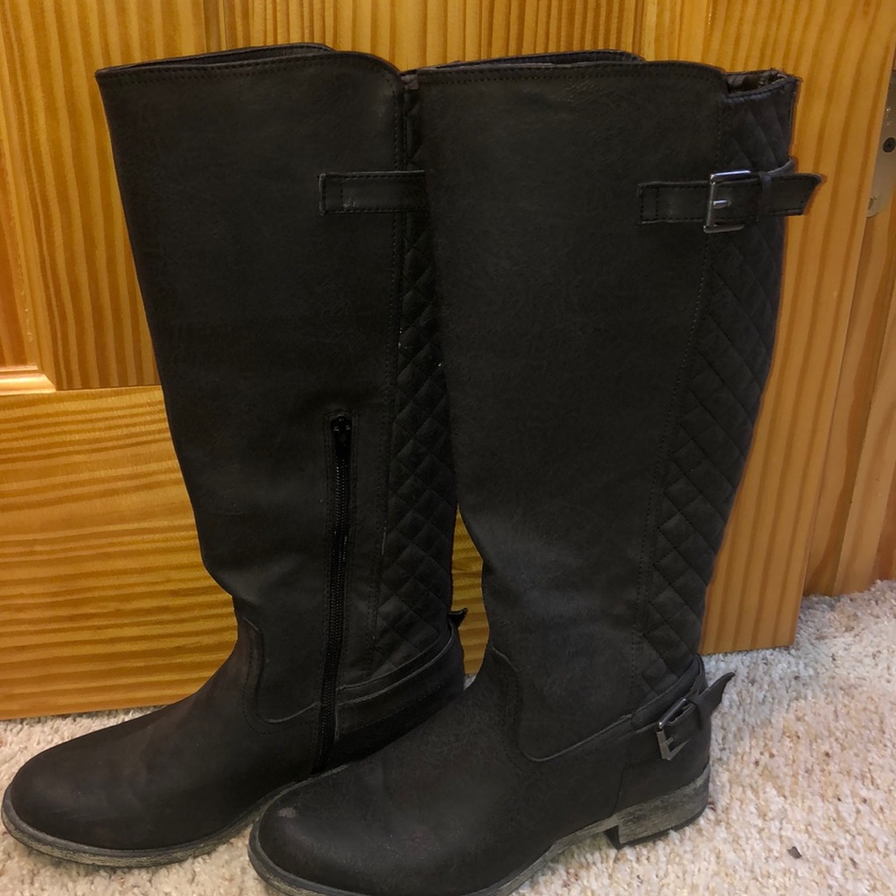 Black knee length boots 7.5